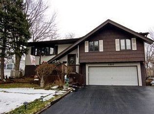 1507 Hartmann Dr, Schaumburg, IL