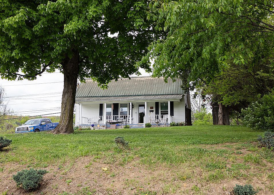1st image of 312 Dailey Ave