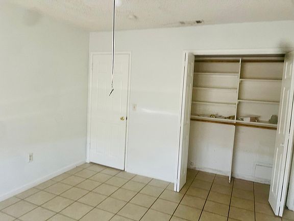 4th image of 502 E Monterey Pl