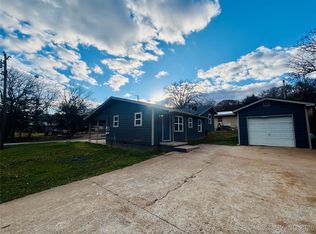 800 W Grand Ave, Eufaula, OK 74432