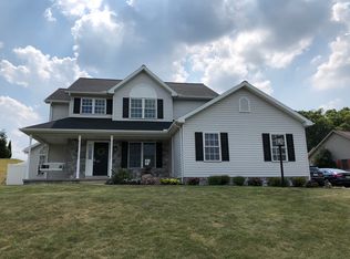 606 Fairview Rd, Mount Joy, PA 17552