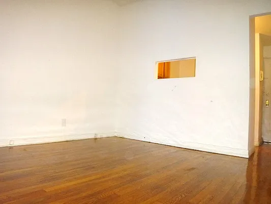 Rented by Paley Management | media 24