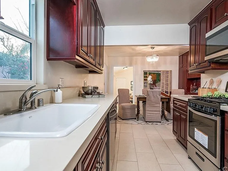 3049 Maine Ave #M — Photo 10