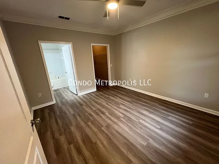 8813 Villa View Cir #108 — Photo 8