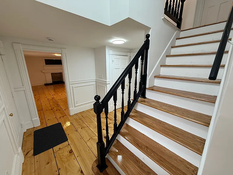 17 N Maple St — Photo 25