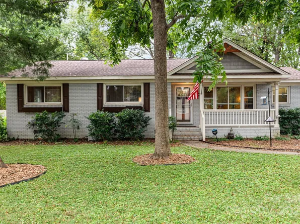 1116 Farrior Dr, Charlotte, NC 28215