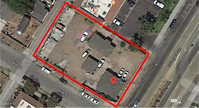 1st image of 2607 E Vineyard Ave