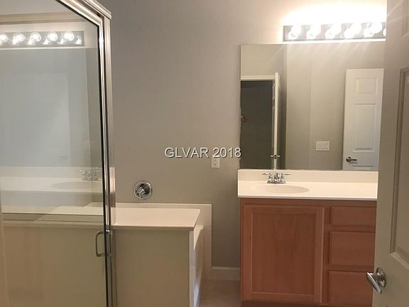 5th image of 3975 N Hualapai Way Unit 243