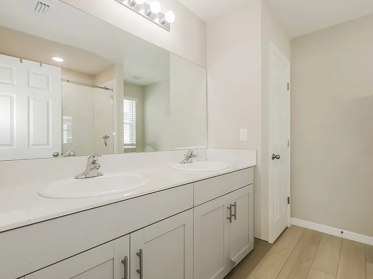 5548 Summer Sunset Dr — Photo 16