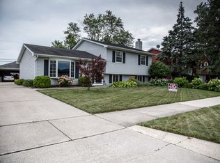 632 206th St, Dyer, IN 46311