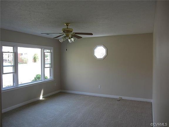 3rd image of 301 S Holly Ave
