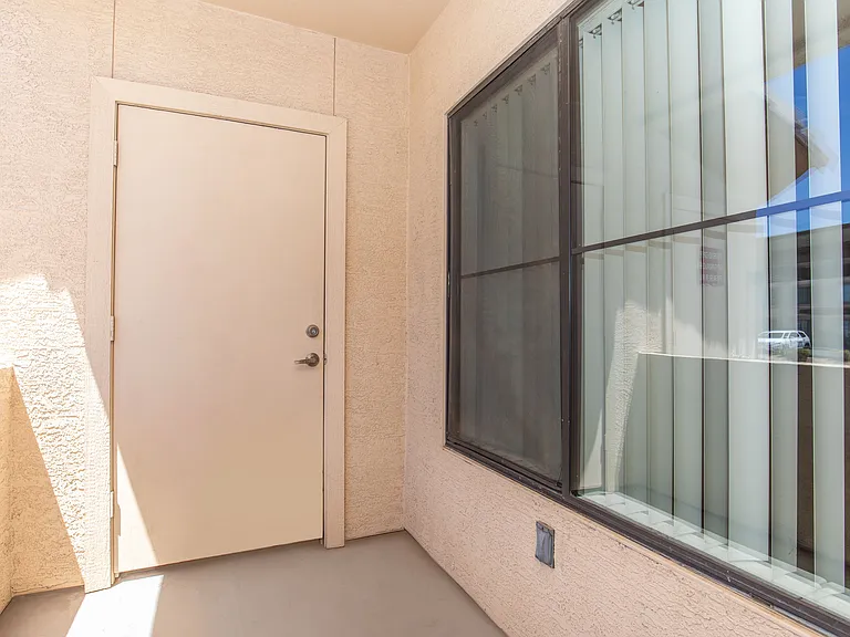 Indigo Pointe Apartments — Photo 46