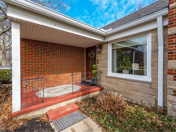 5th image of 3829 Carol Blvd