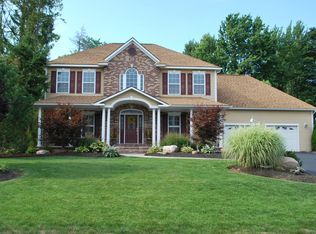 3330 Oak Brook Rd, Baldwinsville, NY