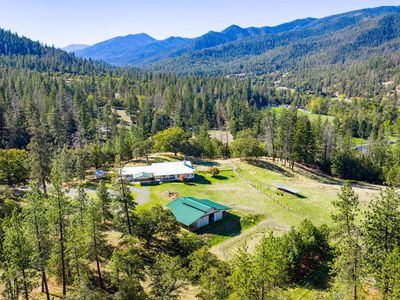 2467 Eastside Rd, Jacksonville, OR, 97530