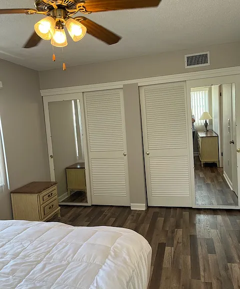 Wall to wall closets