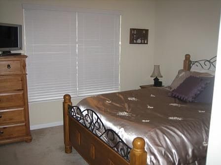 Master Bedroom w/ walkin closet