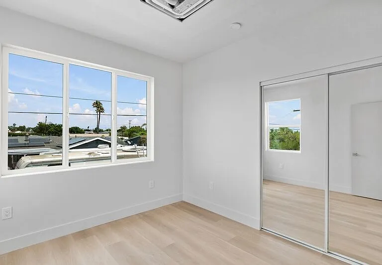 3518 Oak Glen Ln — Photo 10