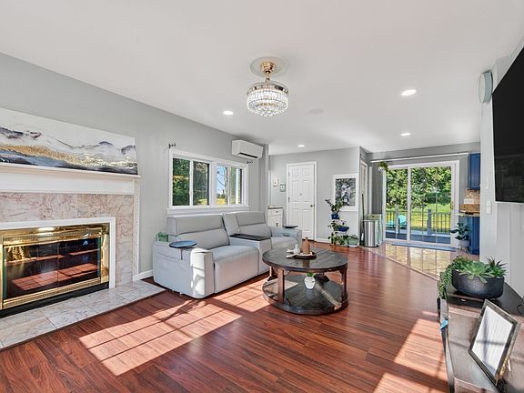 5th image of 36 Shirley Rd