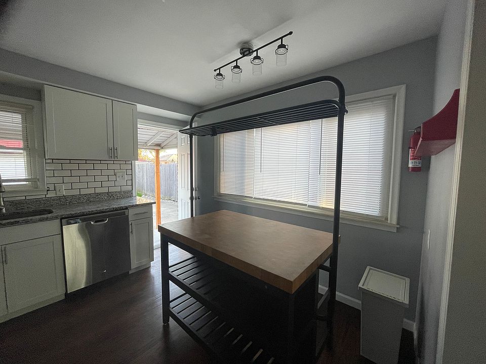 1115 16th St, photo 8