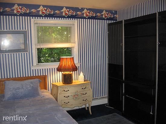 Bedroom 2 and/or office