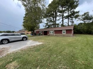 212 W Underwood Ave, Smithfield, NC 27577