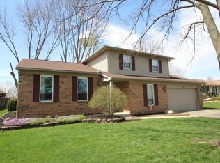 1827 Hickory Hill Dr, Columbus, OH 43228