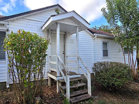 4th image of 435 Peach St