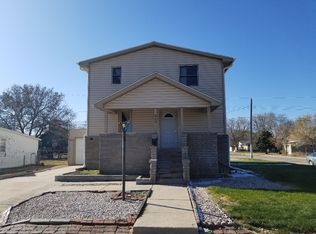 802 S Cottonwood St, North Platte, NE 69101
