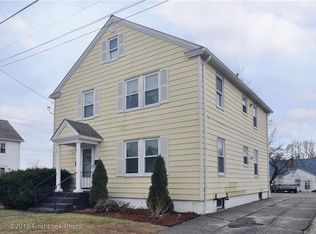 98 Speck Ave, Cranston, RI 02910