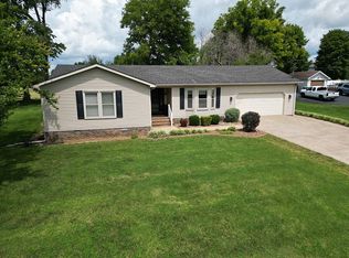 618 Green Valley Dr, Russellville, KY 42276