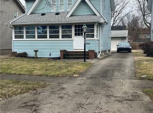 365 Birch St, Akron, OH 44301