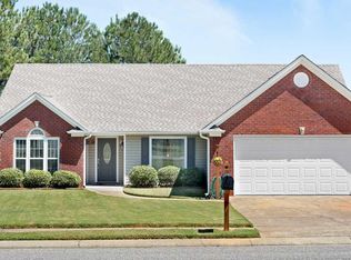 155 Pebble Dr, Alabaster, AL 35007