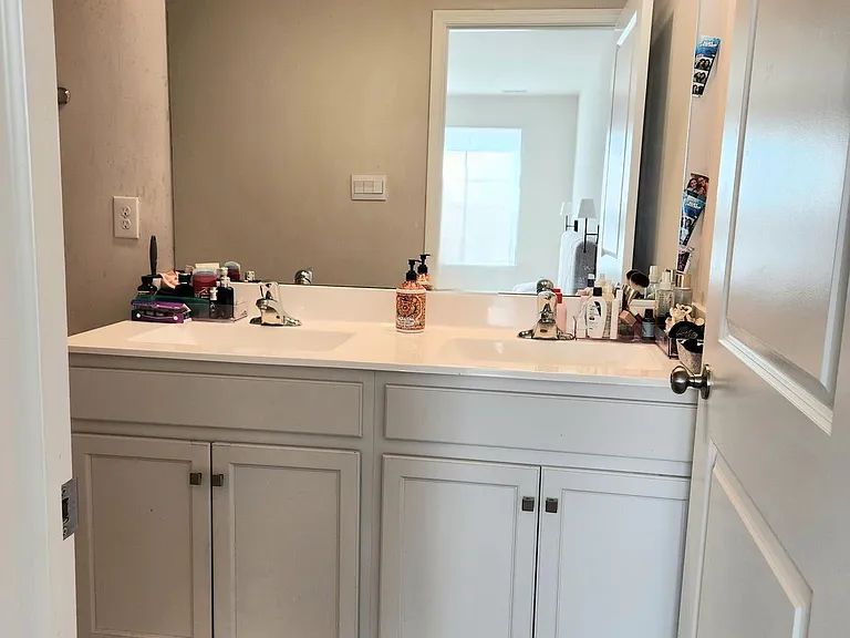 112 Sickler Ct — Photo 16