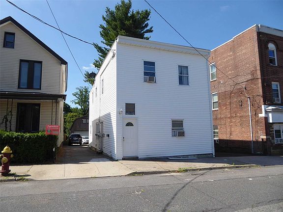 2nd image of 13 Grove St Floor 2N