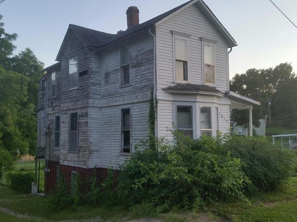 2nd image of 1812 Edmond St