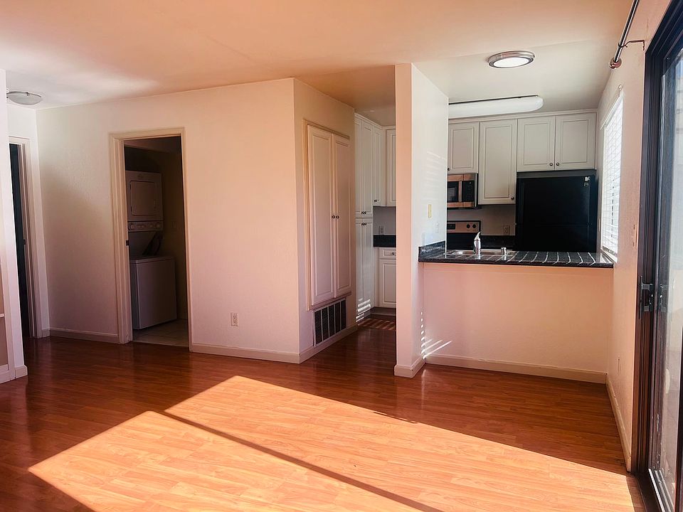 Living room - view from inside -1