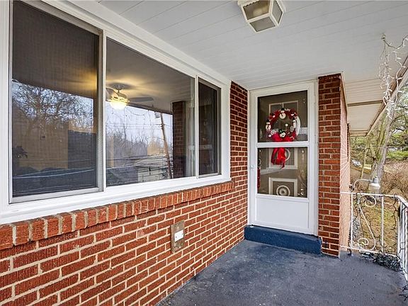 2nd image of 6361 Leechburg Rd