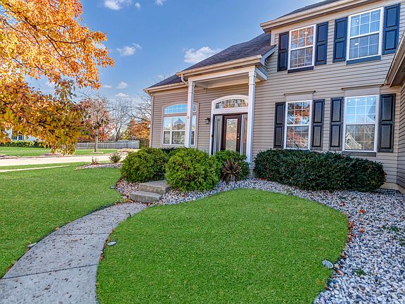3rd image of 1757 Pinnacle Dr