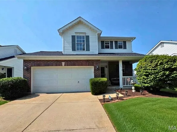 247 Centerfield Dr, O'Fallon, MO 63366