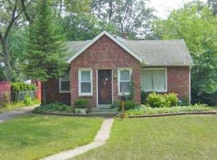 945 W Drayton St, Ferndale, MI