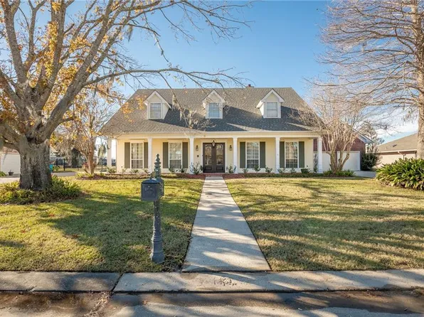 15 W Woodlawn Dr, Destrehan, LA 70047