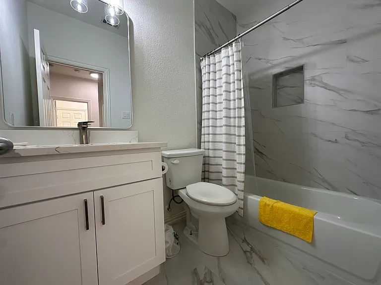 8393 Davis Dr — Photo 10
