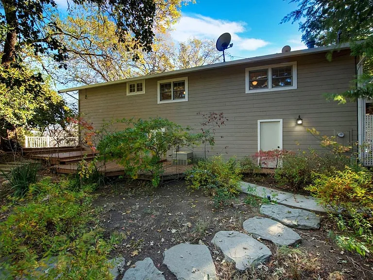 143 Ridgecrest Dr — Photo 13