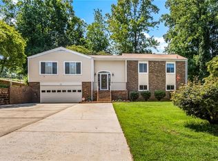 223 Vandyke St, Kernersville, NC 27284