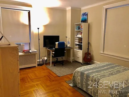 Rented by 24 7 NYC Realty Inc. | media 42