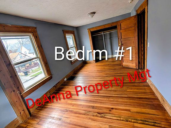 4th image of 2125 W 81st St