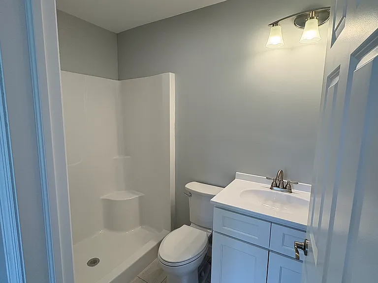 109 S Pine St — Photo 10