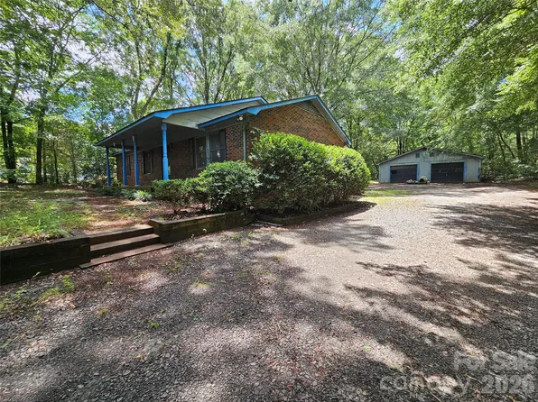 11488 Beagle St, Midland, NC 28107