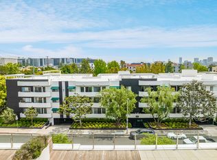 Burton Almont, Los Angeles, CA 90048